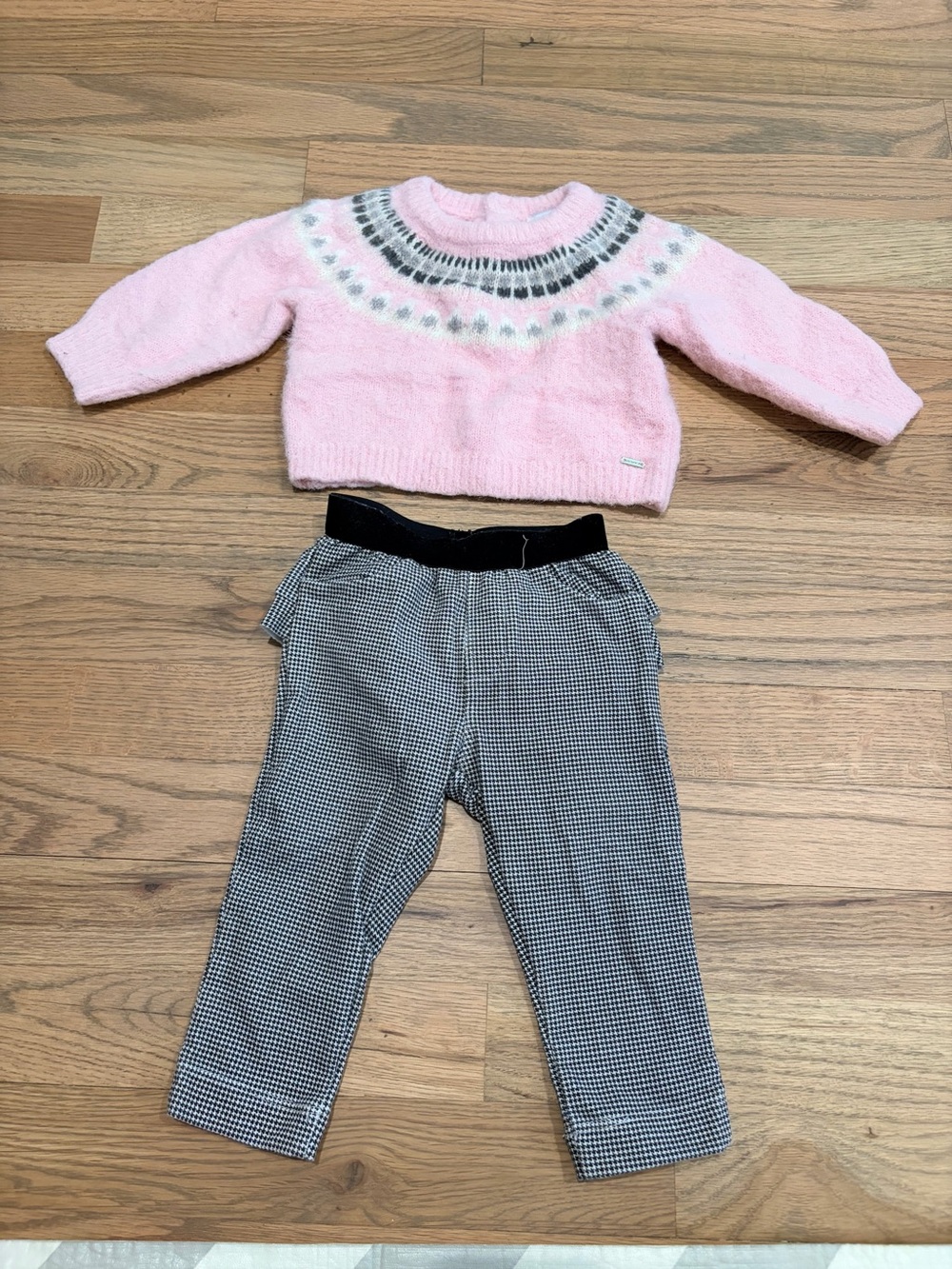 Denny’s baby girl Mayoral brand sweater and stretchy pants set